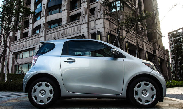 中古車 Scion Iq 1 3l 時尚小車吸睛度百分百客製化改裝獨家引進 Toyota 豐田 Iq 新北市 Findcar 找車網