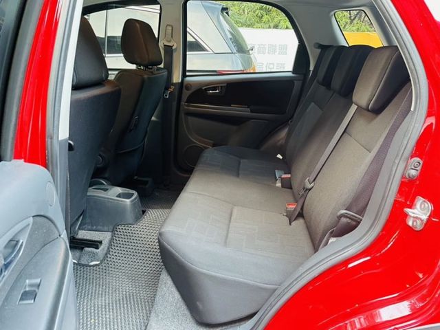 Suzuki  SX4   第2張相片