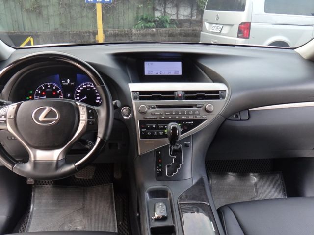 Lexus  RX 14年凌志RX270豪華本車按時定保電動椅倒車顯影前後停車雷達保證實車  第28張相片