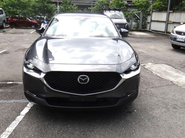 Mazda  CX-30  第1張相片
