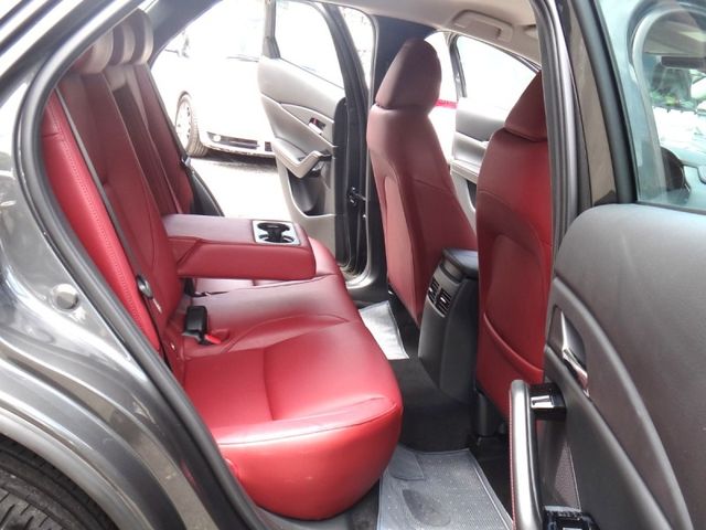 Mazda  CX-30  第11張相片