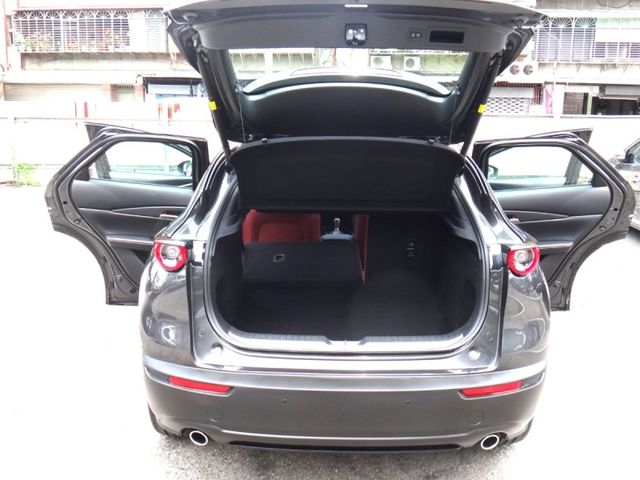 Mazda  CX-30  第15張相片