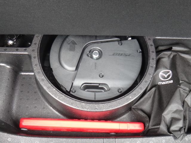 Mazda  CX-30  第29張相片