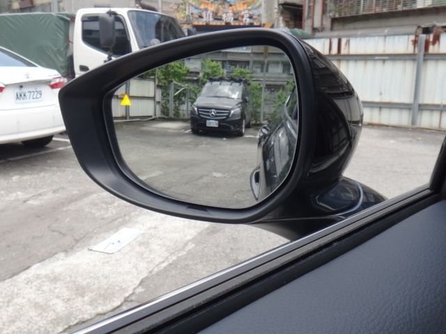 Mazda  CX-30  第32張相片