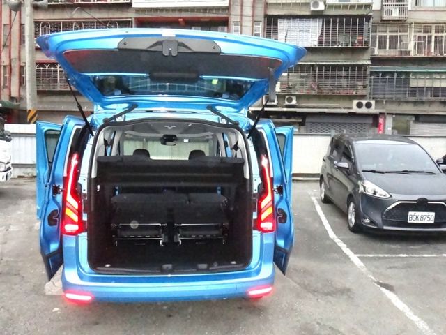 Ford/福特  TOURNEO CONNECT  第42張相片