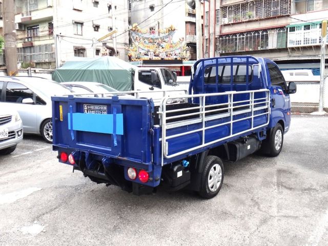 Kia  Kaon(卡旺)  第6張相片