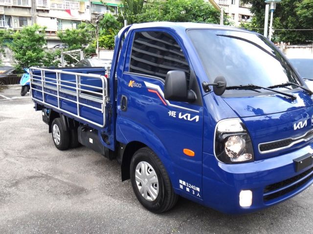 Kia  Kaon(卡旺)  第7張相片
