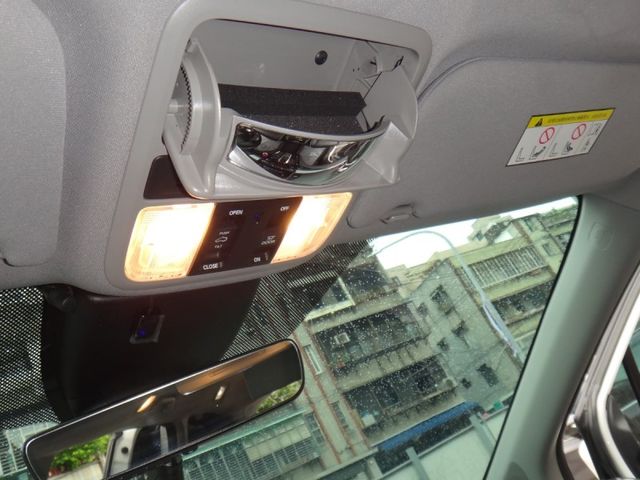 Honda  Odyssey  第14張相片