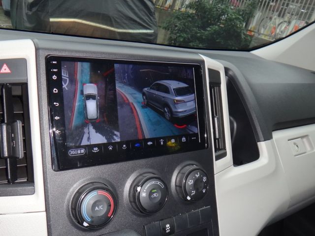 Toyota  Hiace  第31張相片