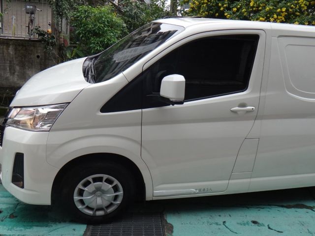Toyota  Hiace  第37張相片