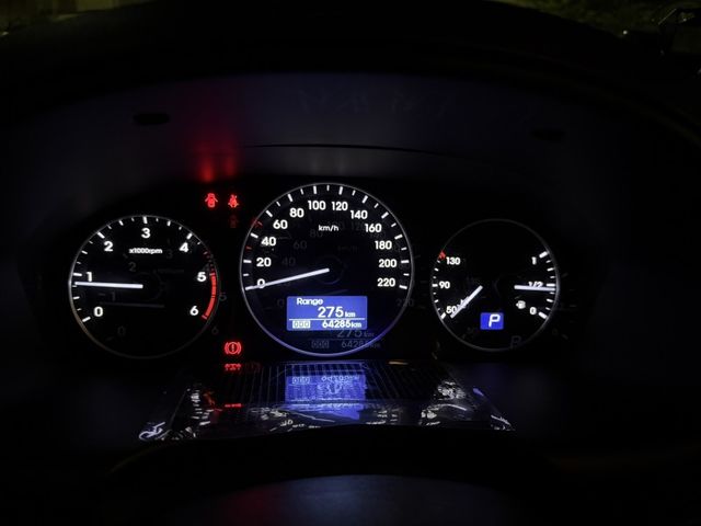 Hyundai  Starex 20年領牌里程保證現代8史塔瑞絲2.5CRDi柴油渦定速影音豪華8座保證實車  第1張相片