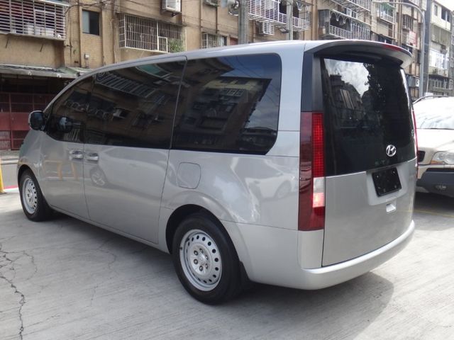 Hyundai  STARIA  第9張相片