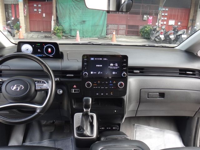 Hyundai  STARIA  第11張相片