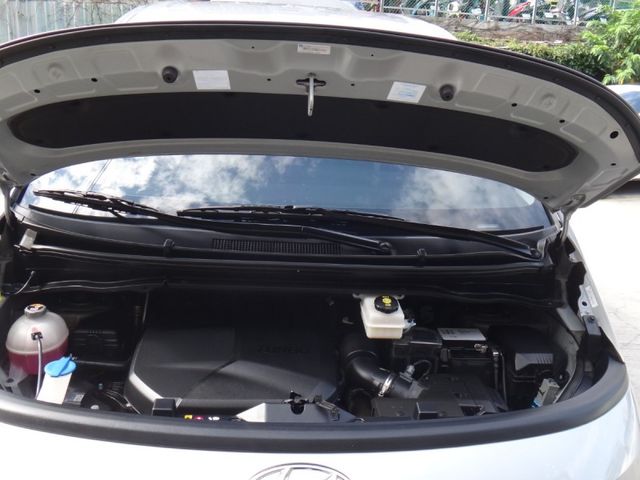 Hyundai  STARIA  第40張相片