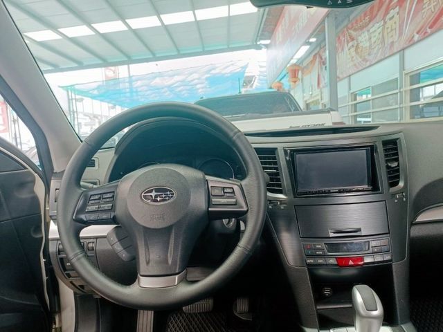 Subaru  Outback  第7張相片