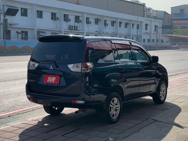 Mitsubishi  Zinger  第5張相片