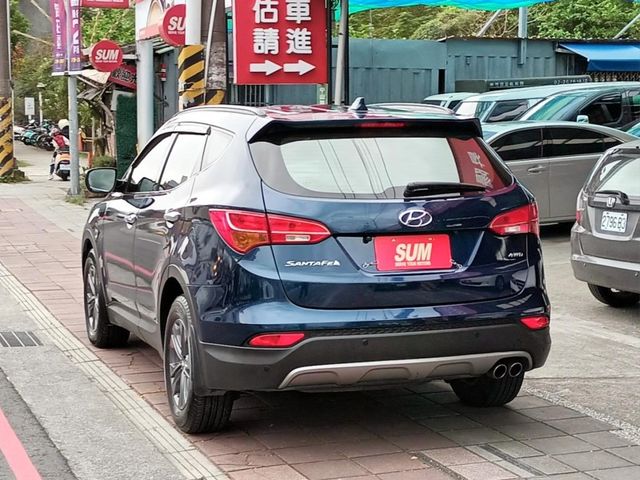 Hyundai  Santa Fe  第5張相片
