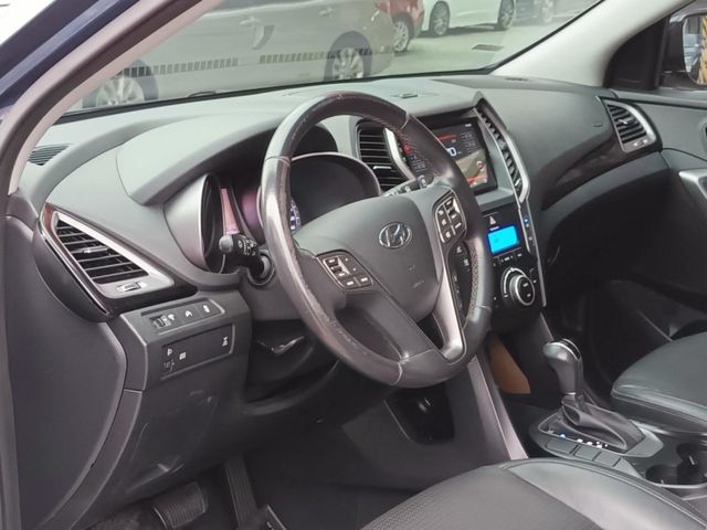 Hyundai  Santa Fe  第8張相片
