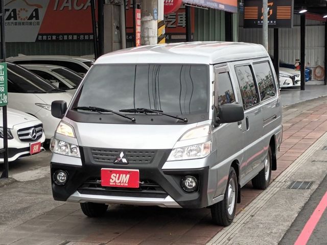 Mitsubishi  Delica  第2張相片