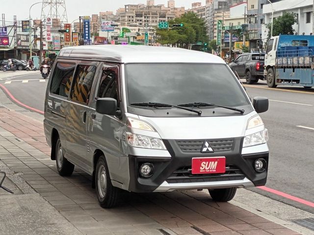 Mitsubishi  Delica  第3張相片