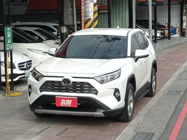 Toyota  RAV4  第2張相片