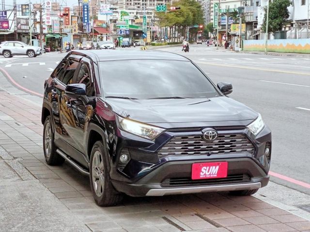 Toyota  RAV4  第3張相片