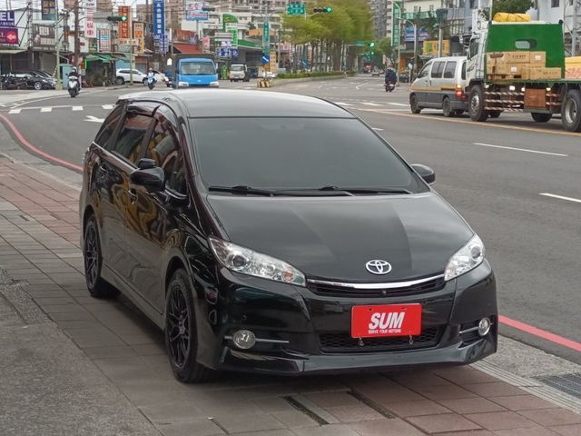Toyota  Wish  第3張相片