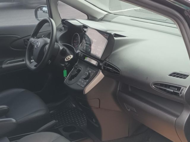 Toyota  Wish  第12張相片