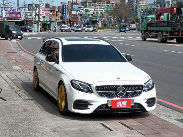 Mercedes-Benz/賓士   AMG  第3張相片