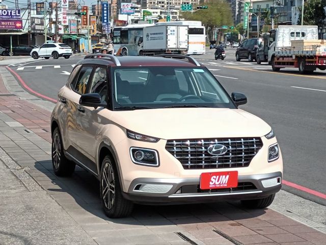 Hyundai  VENUE  第2張相片