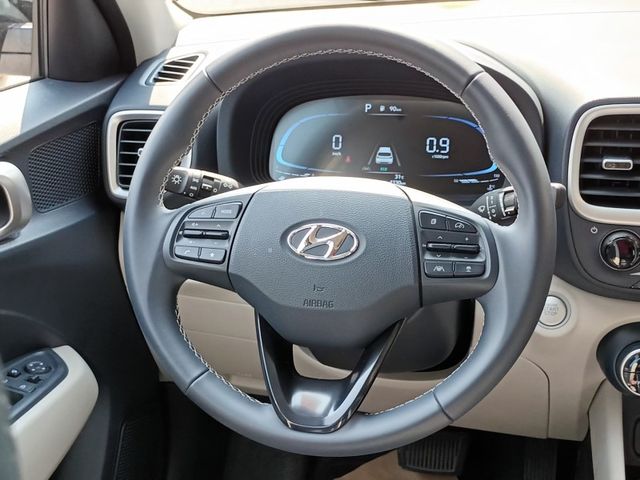 Hyundai  VENUE  第8張相片