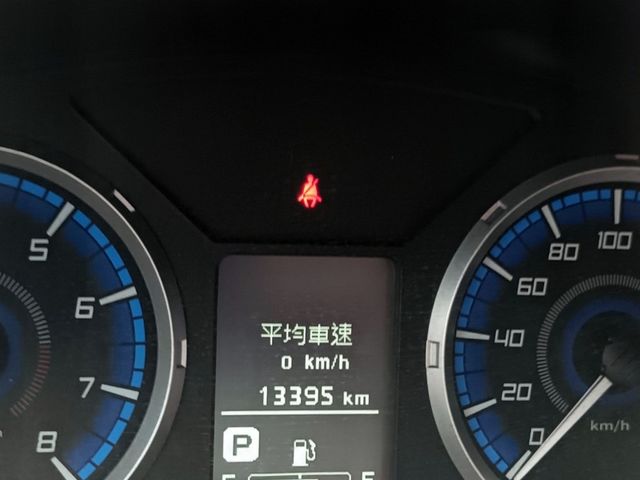 Mitsubishi  Zinger  第7張相片