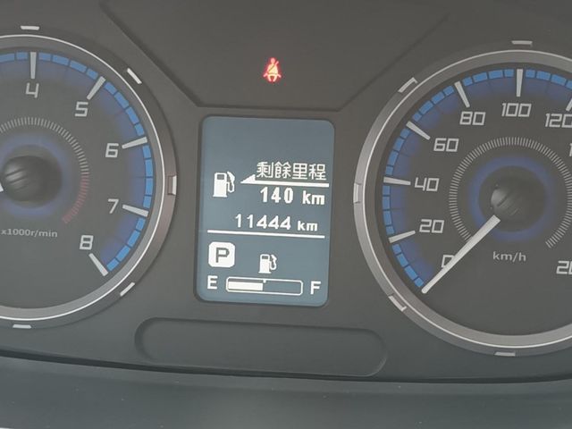 Mitsubishi  Zinger  第10張相片