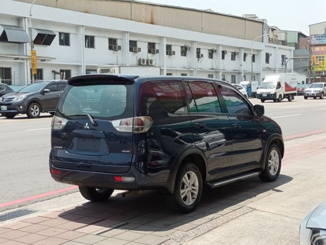 Mitsubishi  Zinger  第3張相片