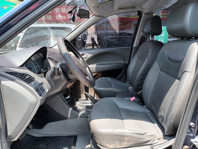 Mitsubishi  Zinger  第7張相片