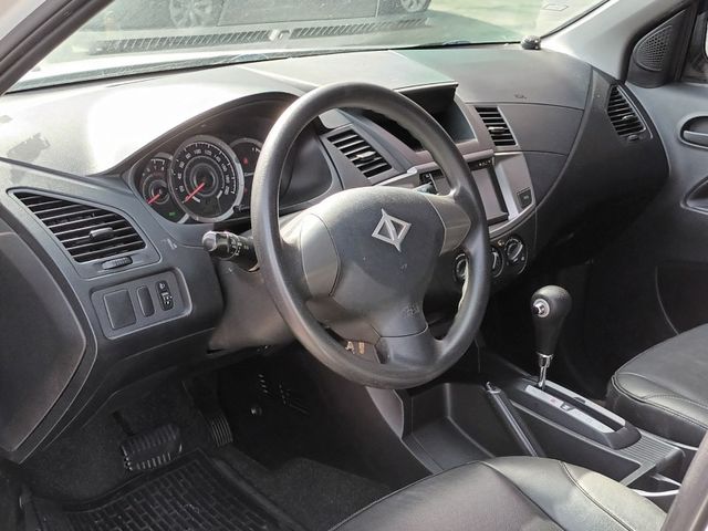 Mitsubishi  Zinger  第5張相片