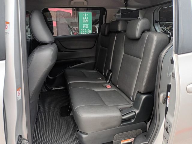 Toyota  SIENTA  第7張相片