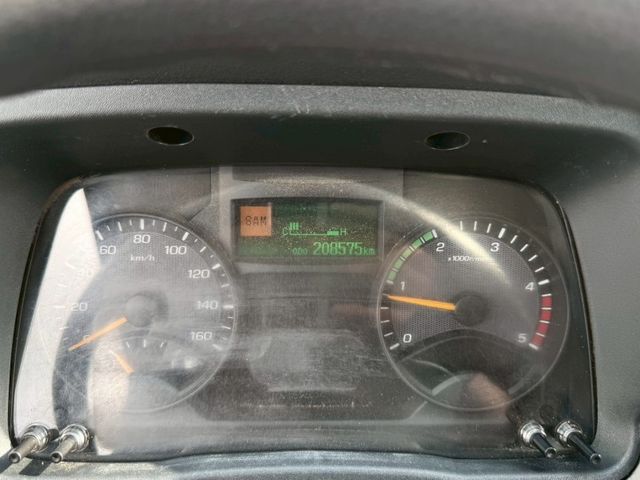 Mitsubishi  Canter  第11張相片