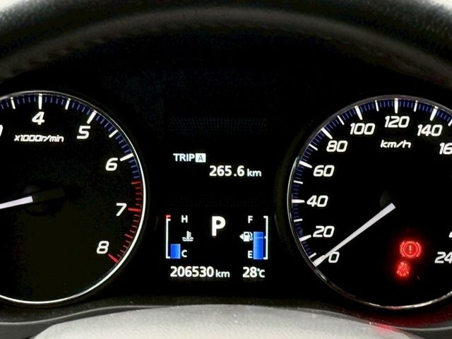 Mitsubishi  Outlander  第11張相片