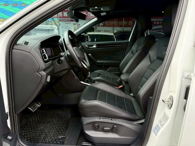 Volkswagen 福斯  T-ROC  第8張相片