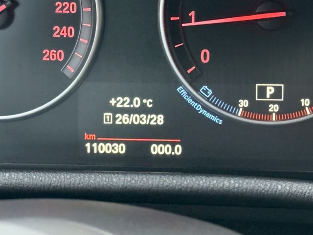 BMW/ 寶馬  X4 SERIES  X4 xDrive20i  第13張相片
