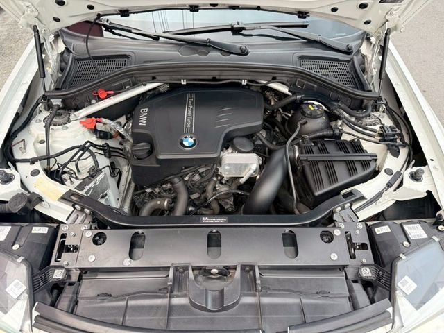 BMW/ 寶馬  X4 SERIES  X4 xDrive20i  第20張相片