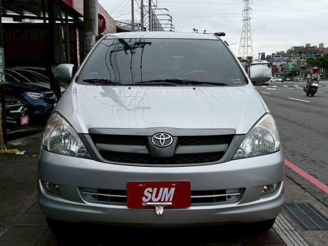 Toyota  Innova 2012 INNOVA 2.0自排省稅金 18萬帶回家!  第3張相片
