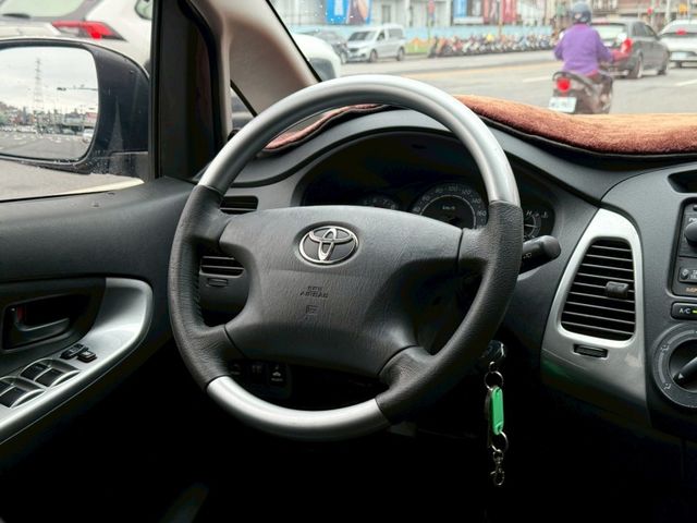 Toyota  Innova 2012 INNOVA 2.0自排省稅金 18萬帶回家!  第10張相片