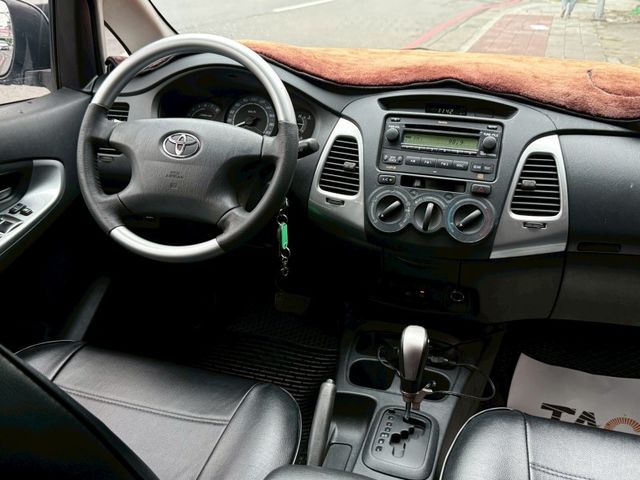 Toyota  Innova 2012 INNOVA 2.0自排省稅金 18萬帶回家!  第13張相片