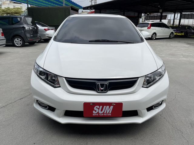 頂級版 天窗 HID頭燈 換檔快撥 定速 倒車影像 導航 (永大店)  第4張相片