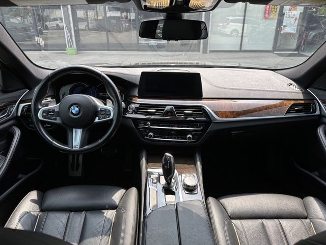 530I M Sport 未領牌 免key 天窗(新市總店)  第11張相片