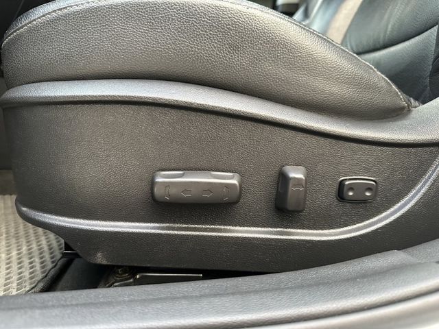 極光旗艦版 免KEY 恆溫 影音 導航 倒車影像 駕駛電動座椅 全車原版件 里程保證 (永大店)  第16張相片