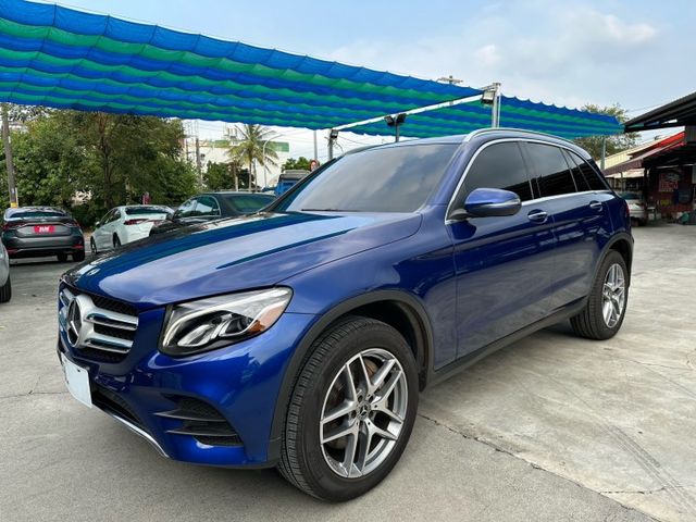 AMG 4Matic 僅跑6萬公里 全景天窗 盲點 LED頭燈尾燈 摸門 全車原版件 里程保證 (永大店)  第1張相片