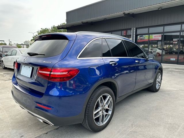 AMG 4Matic 僅跑6萬公里 全景天窗 盲點 LED頭燈尾燈 摸門 全車原版件 里程保證 (永大店)  第2張相片